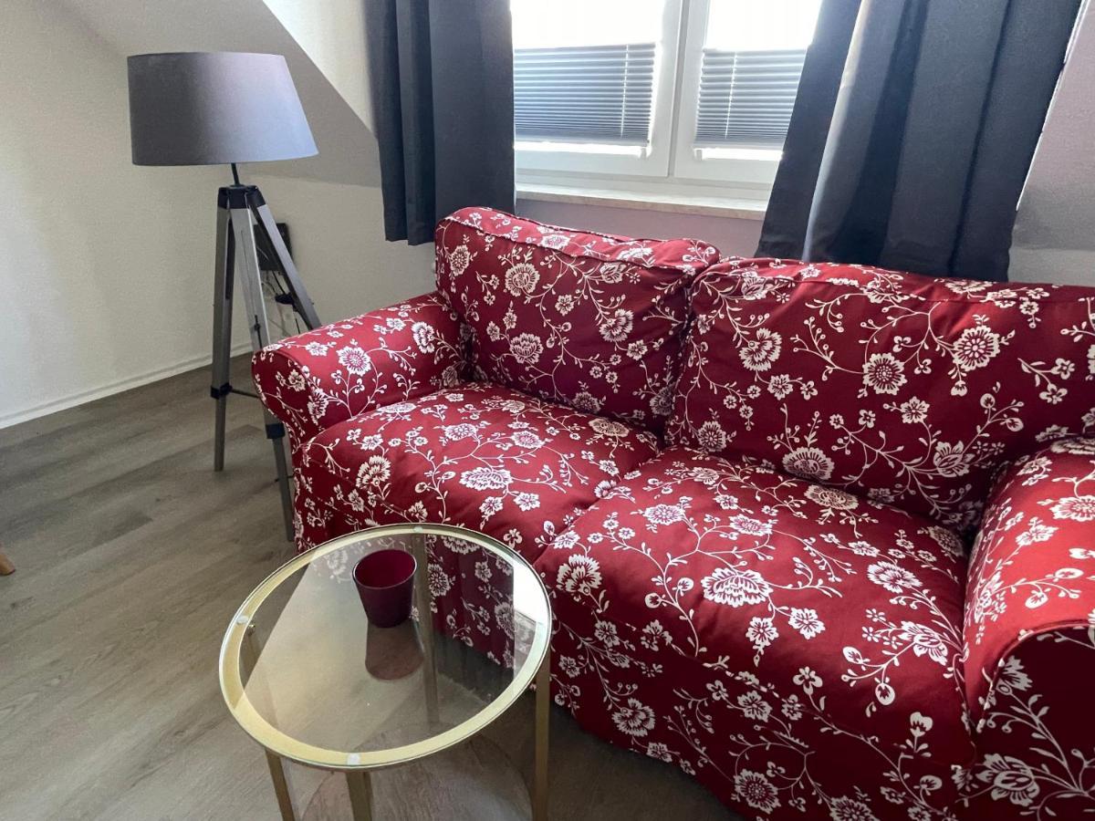 H&H Apartment Im Herzen Von Greifswald Zentral In Der Langen Reihe Buitenkant foto
