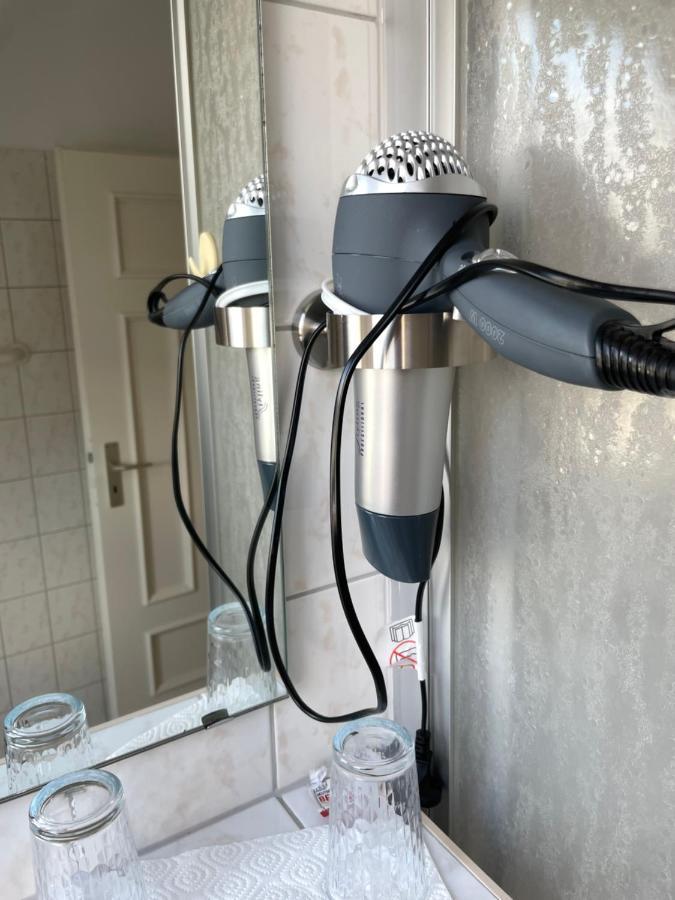 H&H Apartment Im Herzen Von Greifswald Zentral In Der Langen Reihe Buitenkant foto