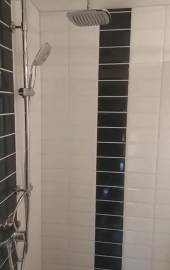 H&H Apartment Im Herzen Von Greifswald Zentral In Der Langen Reihe Buitenkant foto