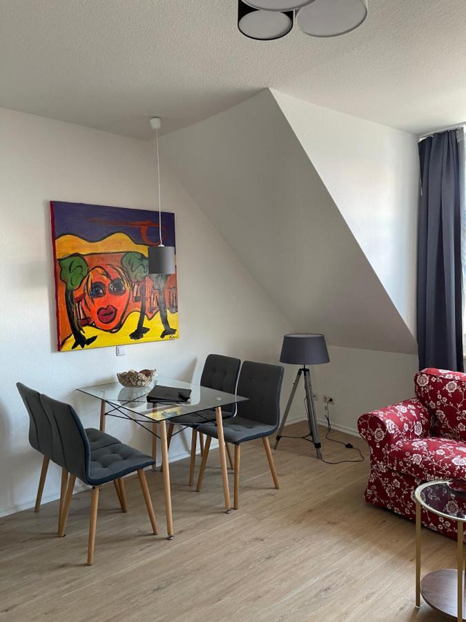 H&H Apartment Im Herzen Von Greifswald Zentral In Der Langen Reihe Buitenkant foto
