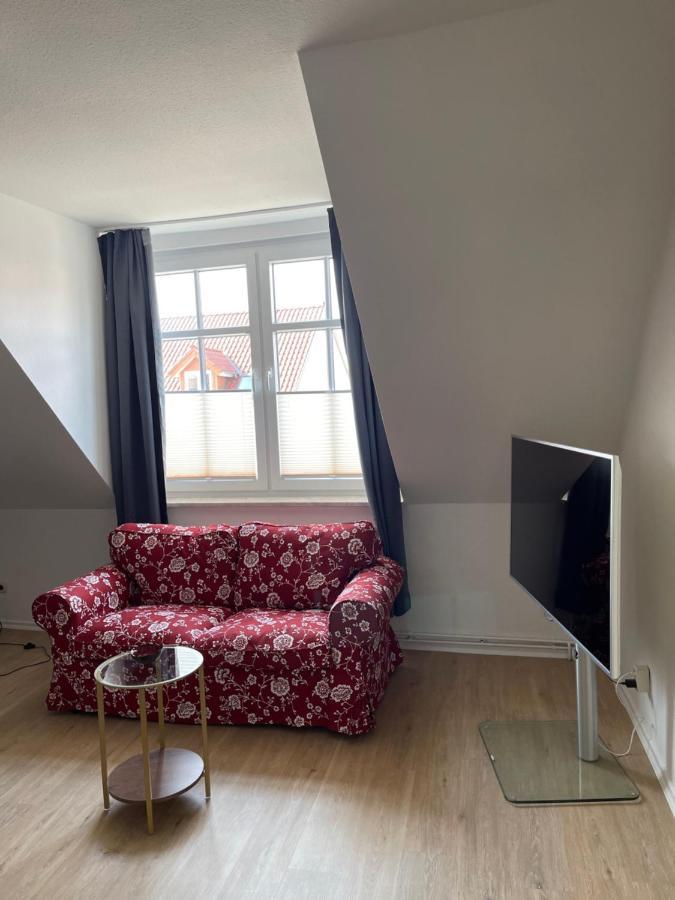 H&H Apartment Im Herzen Von Greifswald Zentral In Der Langen Reihe Buitenkant foto