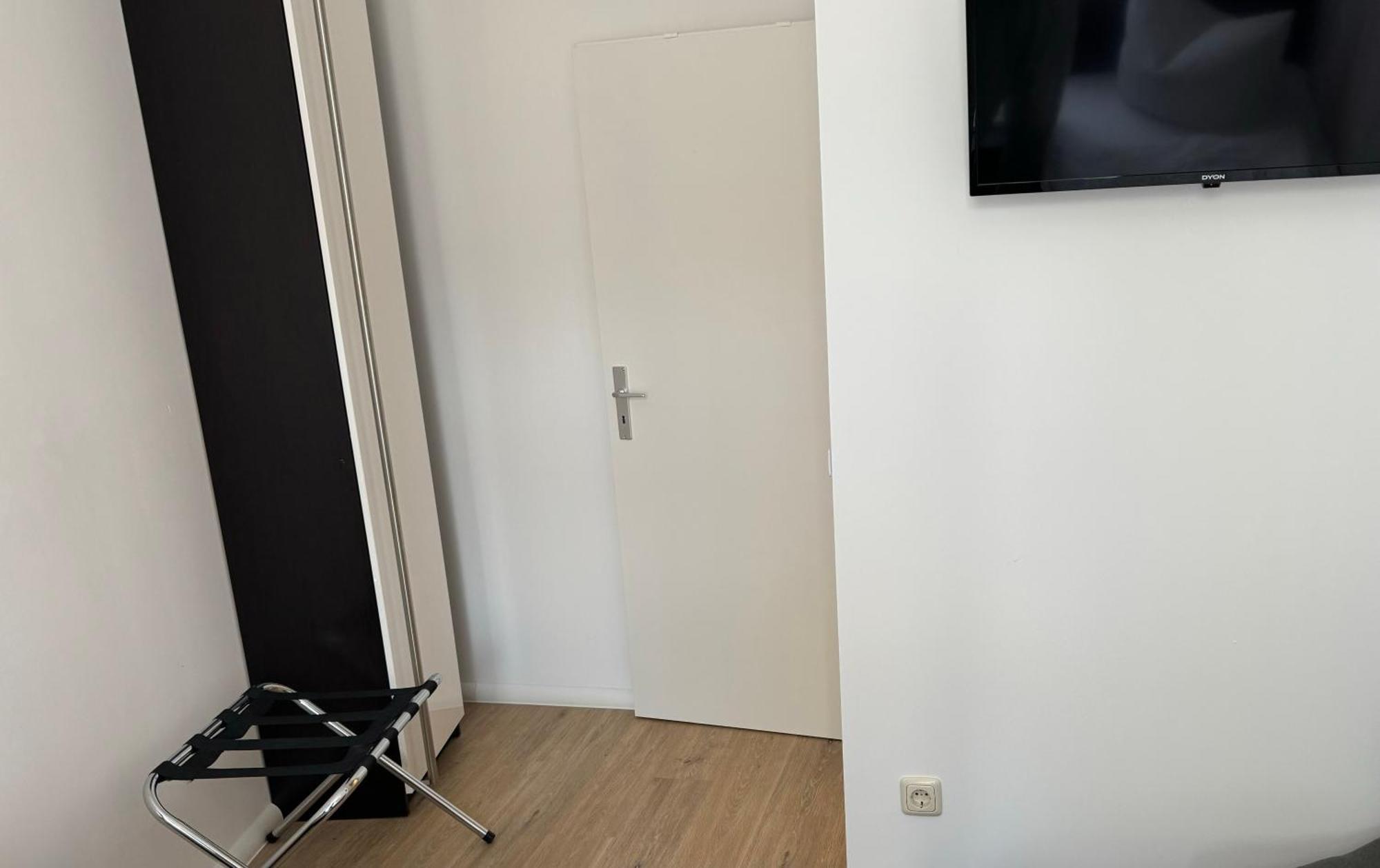 H&H Apartment Im Herzen Von Greifswald Zentral In Der Langen Reihe Buitenkant foto