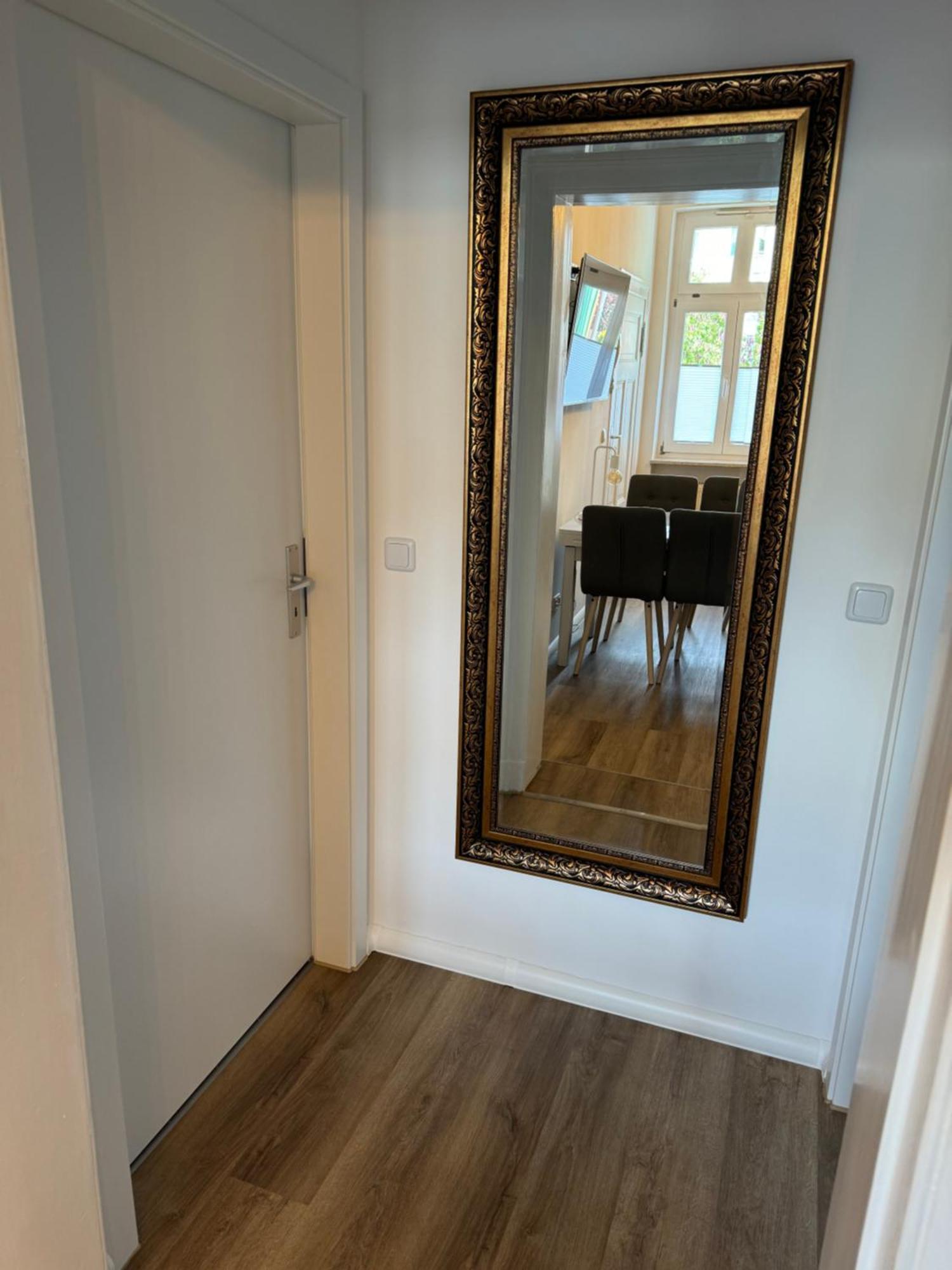 H&H Apartment Im Herzen Von Greifswald Zentral In Der Langen Reihe Buitenkant foto